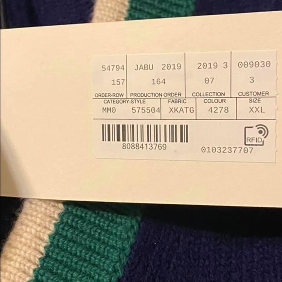 ❌SOLD❌NWT GUCCI men’s v neck crest sweater - Picture 4 of 4